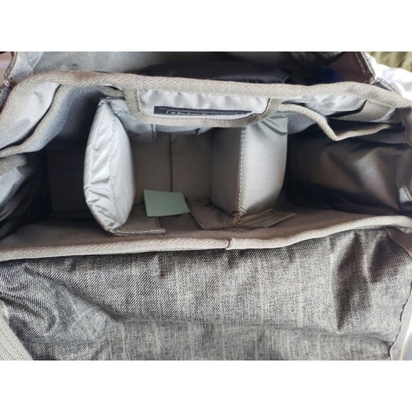 Think Tank Photo Retrospective 7M Shoulder Bag for Cameras NEW #754108 Pinestone - Picture 11 of 13